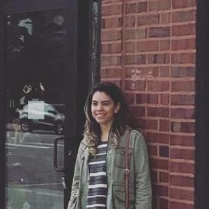 Meet your Posher, Rebeca